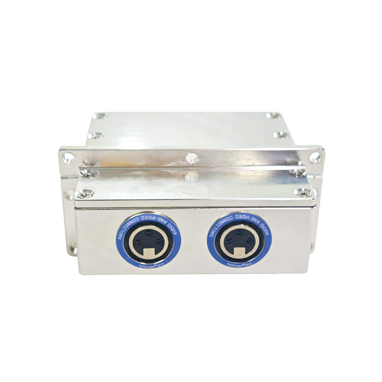 XLR 滤波连接器
