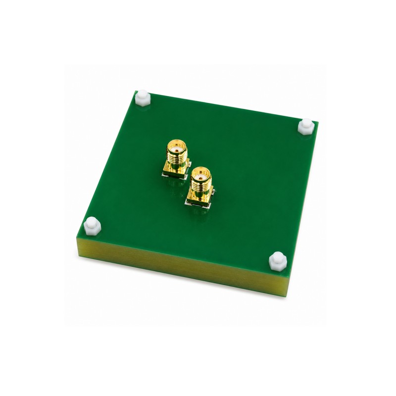 双极化双频贴片天线（60 mm*60 mm*14 mm）