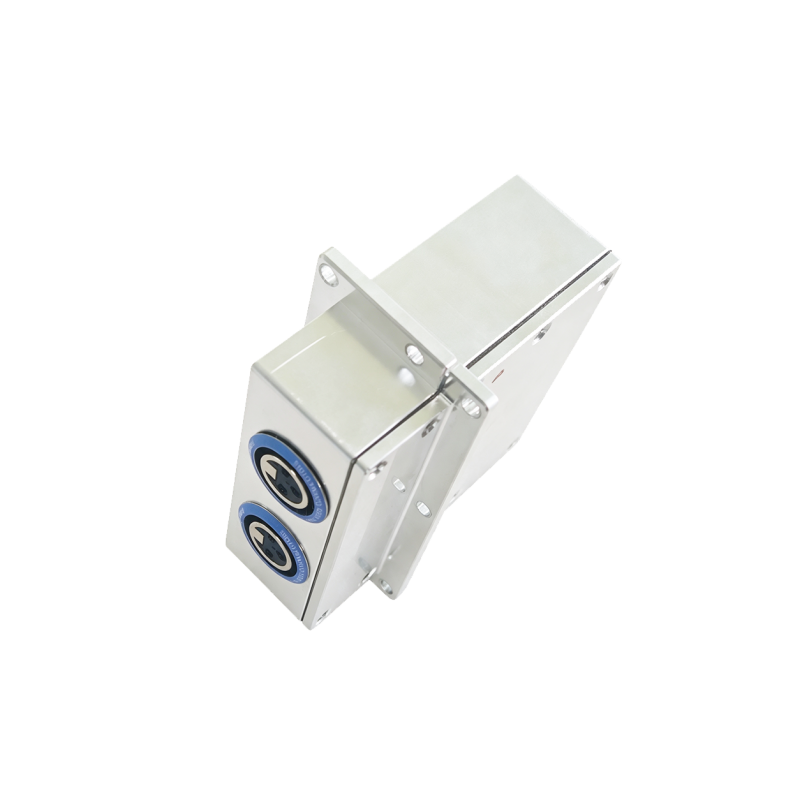 XLR 滤波连接器